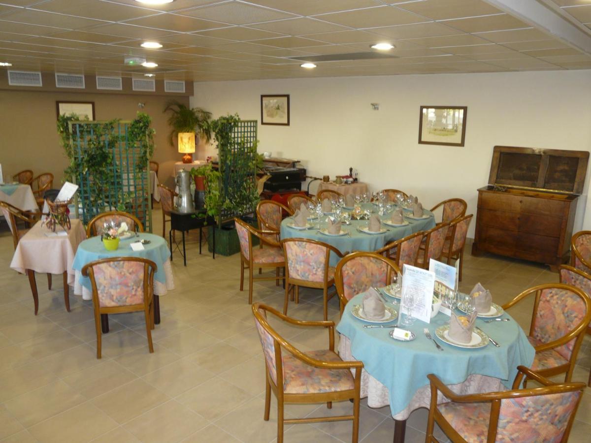 Sarcey Hotel Le Chatard מראה חיצוני תמונה
