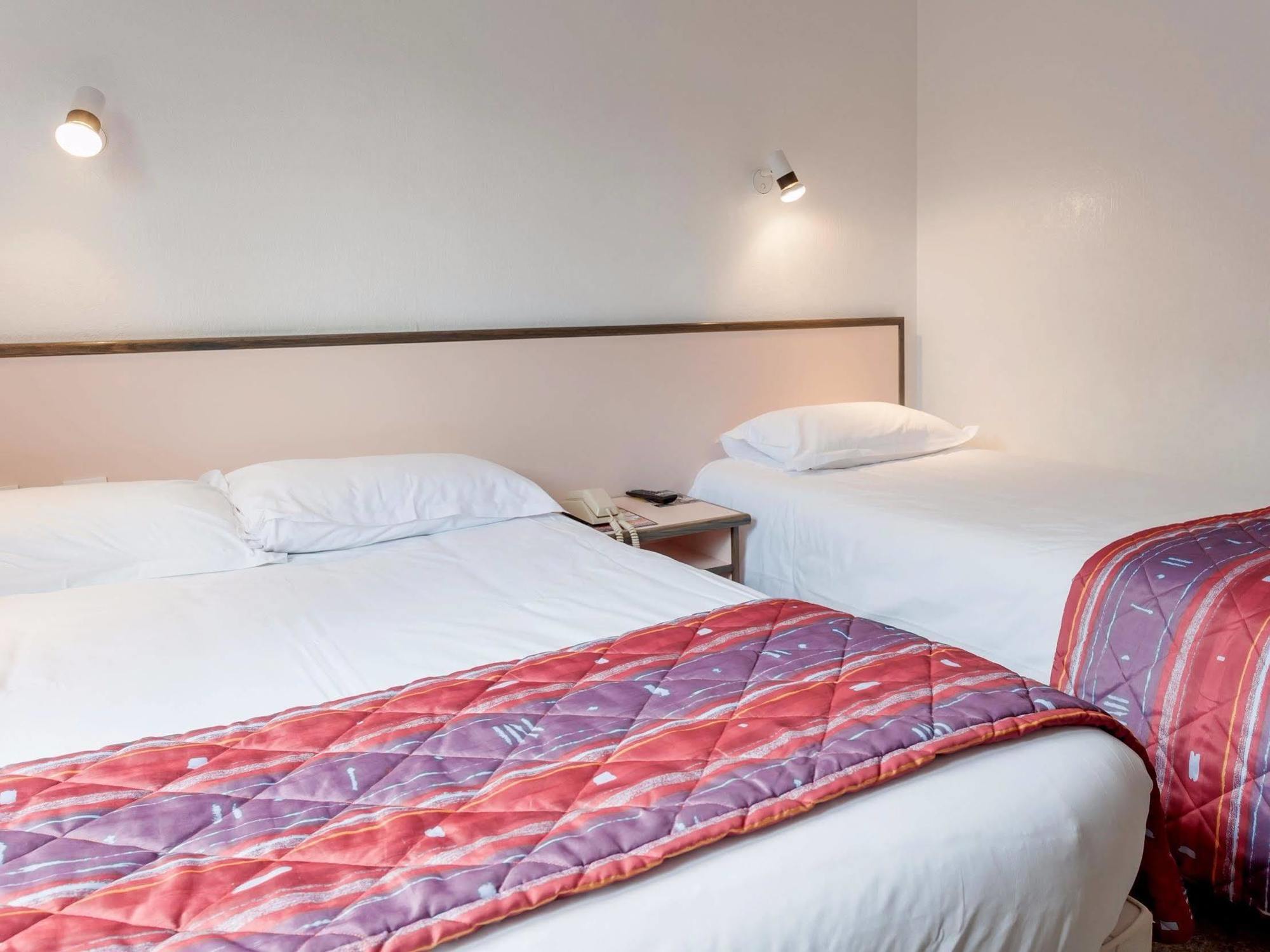 Sarcey Hotel Le Chatard מראה חיצוני תמונה
